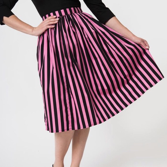 Unique Vintage Dresses & Skirts - NWT Unique Vintage Swing Skirt with Pockets